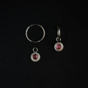 Handgefertigte Silbercreolen mit Einhängern mit rosanen Turmalin Cabochons